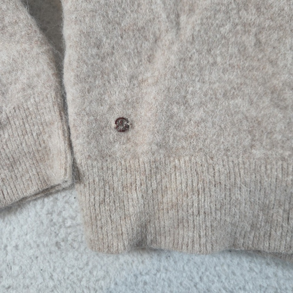 Lululemon Womens Alpaca Wool-Blend Cardigan Sweater Size Medium Button Up - Picture 8 of 9